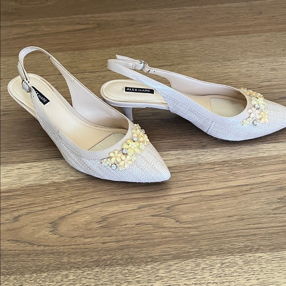 Alex Marie | Shoes | Alex Marie Beige Slingback Kitten Heels | Poshmark